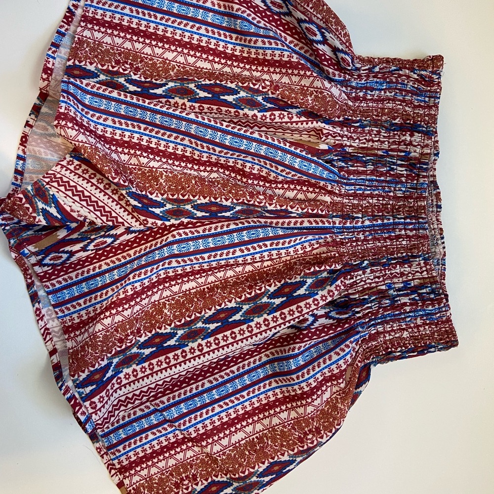 BOHO FLOWY SHORTS